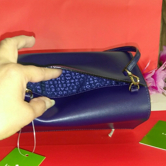 NWT Kate spade Crossbody wallet - Picture 5 of 5